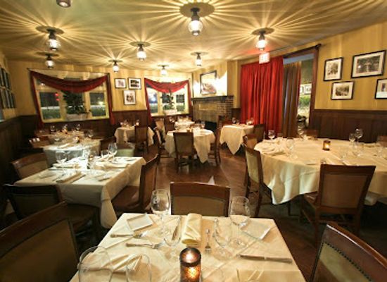 new-jersey/appalachian-trail/restaurant/knife-and-fork-inn
