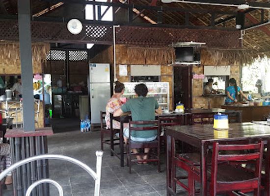 myanmar-burma/kayin-state/restaurant/mya-kan-thar-food-centre