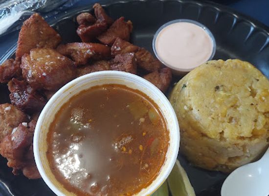 puerto-rico/aguadilla/restaurant/la-casa-del-dorado