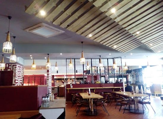 botswana/gaborone/restaurant/nando-s-african-mall