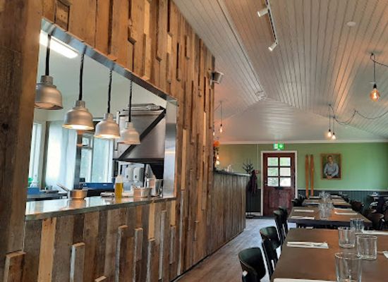 iceland/southern-region/restaurant/kjarr-restaurant-bar