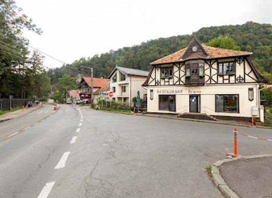 romania/bran-castle-area/restaurant/restaurant-brana