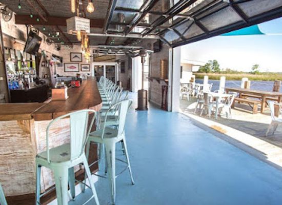 florida/apalachicola/restaurant/half-shell-dockside