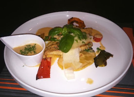 belgium/entre-sambre-et-meuse/restaurant/table27