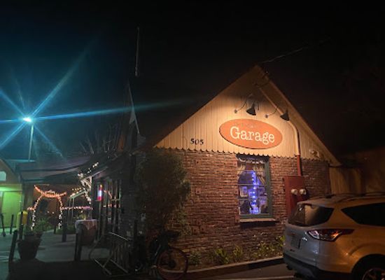 alaska/alaska-peninsula/restaurant/naglee-park-garage