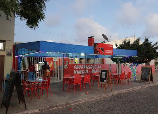cabo-verde/praia-do-tarrafal/restaurant/mangui-baxu