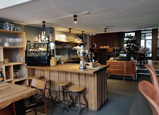 netherlands/arnhem/restaurant/iveau-burgers-wijnbar