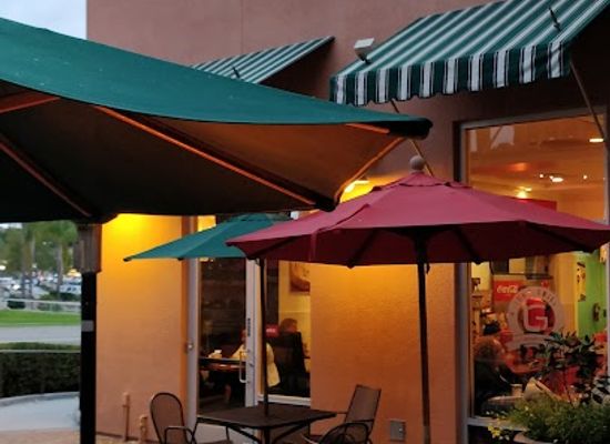 california/chula-vista/restaurant/luna-grill-eastlake