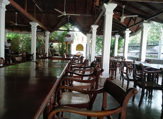 sri-lanka/hambantota-district/restaurant/refresh-seafood-restaurant