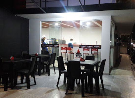 colombia/putumayo/restaurant/mamalina-sandwich-y-choclos