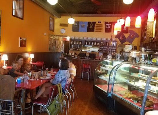 illinois/southern-illinois/restaurant/longbranch-cafe-bakery