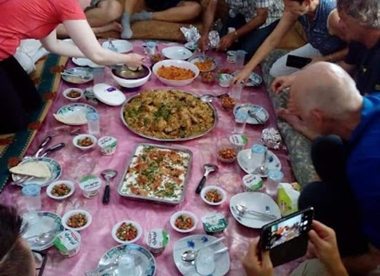 jordan/azraq/restaurant/matbakh-amer-lalmakoulat-albaytiah-waltawasi