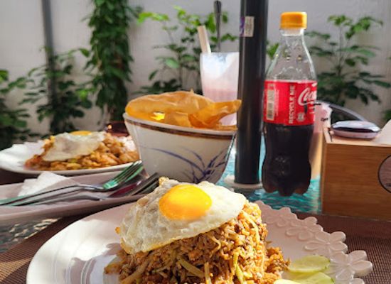 maldives/thoddoo/restaurant/seven-spices-thoddoo