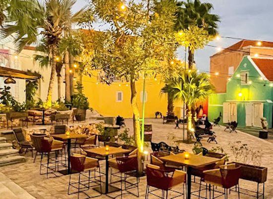 curacao/mahaai/restaurant/caleo-crudos-y-parrilla