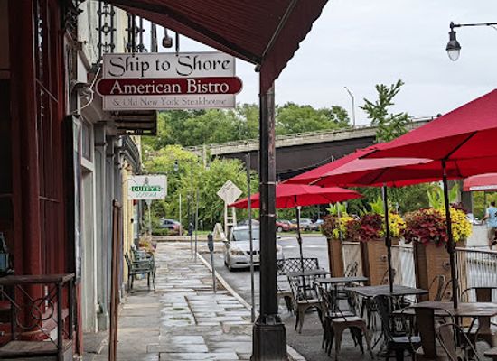new-york/hudson-valley/restaurant/ship-to-shore