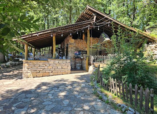 bosnia-and-herzegovina/una-national-park/restaurant/cardaklije
