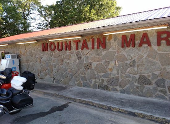 tennessee/sequatchie-valley/restaurant/mountain-mart