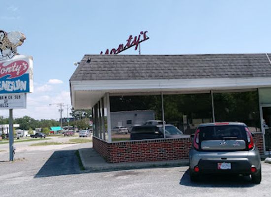 virginia/newport-news/restaurant/monty-s-penguin