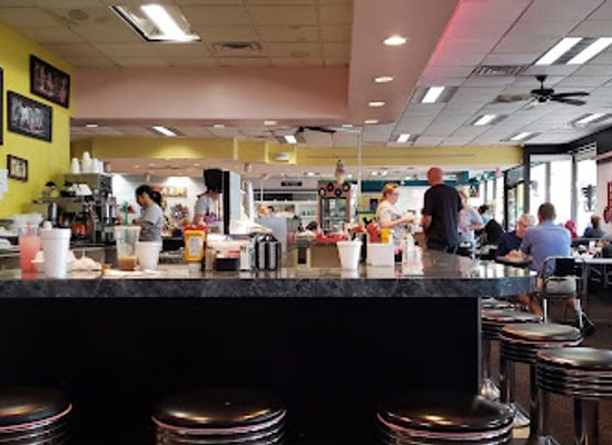 illinois/peoria/restaurant/the-50-s-diner