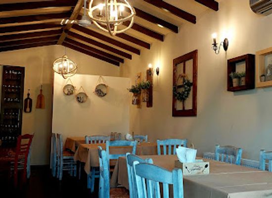 greece/kavala/restaurant/ta-batzanakia