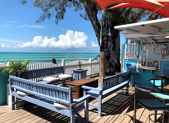 the-bahamas/eleuthera/restaurant/seaside-breeze-resto-and-bar
