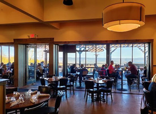 tennessee/rock-city/restaurant/top-of-the-rock-restaurant-and-brewery