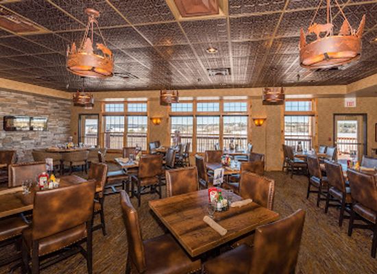minnesota/ely/restaurant/evergreen-restaurant
