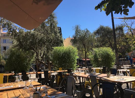 france/marseille/le-cours-julien/restaurant/restaurant-l-escalie