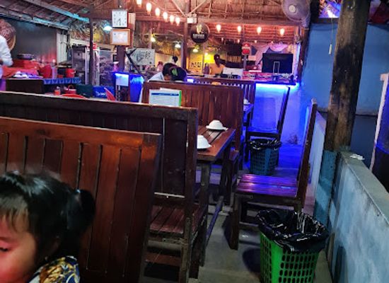 cambodia/pursat/restaurant/blue-sea-restaurant