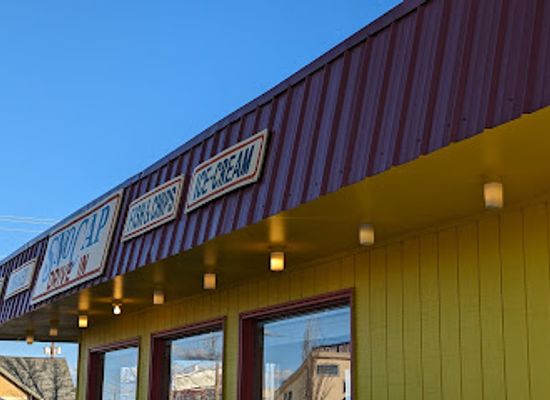 oregon/jefferson-county/restaurant/sno-cap-drive-in-redmond