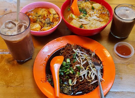 malaysia/ipoh/restaurant/old-street-curry-mee-house