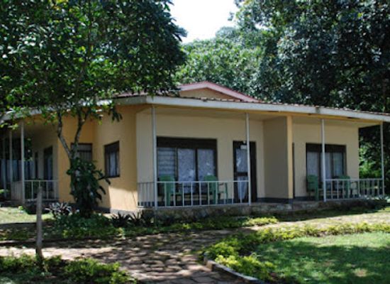 uganda/ssese-islands/restaurant/ssese-islands-beach-hotel