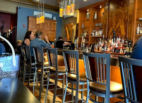 new-hampshire/mount-monadnock/restaurant/stage-restaurant