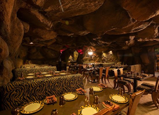 india/karnataka/restaurant/gufha-restaurant-kumarapark