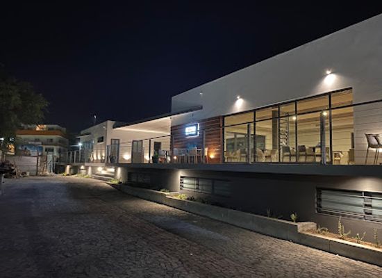 cabo-verde/praia/restaurant/plaza-park