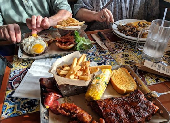 indiana/morgan-monroe-state-forest/restaurant/chili-s-grill-bar