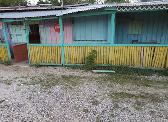 belize/maya-mountains/restaurant/kayla-s-cool-spot