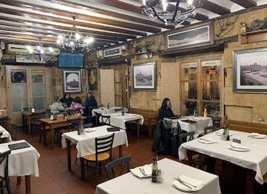 spain/salamanca/restaurant/meson-cervantes