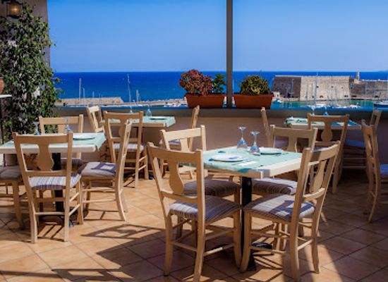 greece/heraklion/lions-square/restaurant/veneto