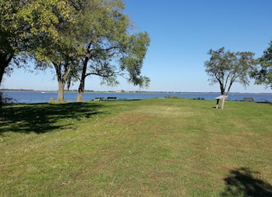 delaware/new-castle-county/restaurant/fort-dupont-state-park