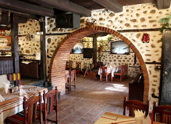 bulgaria/dobrinishte/restaurant/zehtindjieva-kashta