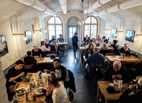 switzerland/basel/kleinbasel/restaurant/ufer7-basel