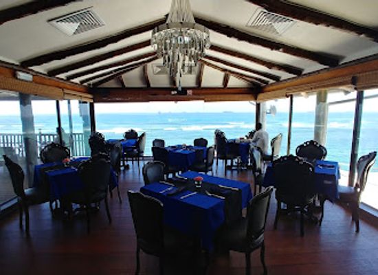 tanzania/southern-highlands/restaurant/karambezi-cafe
