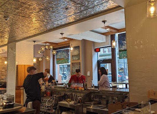 michigan/grand-rapids/restaurant/forty-pearl