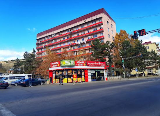 georgia/akhaltsikhe/restaurant/male-scrapi-kveba