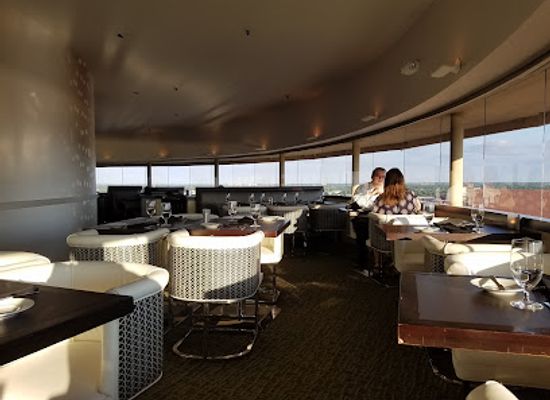 indiana/indianapolis/restaurant/the-eagle-s-nest