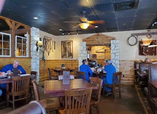 missouri/sedalia/restaurant/colton-s-steak-house-grill