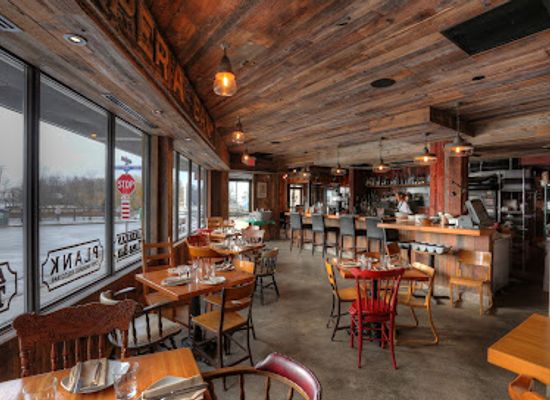 canada/okanagan/restaurant/plank-restobar