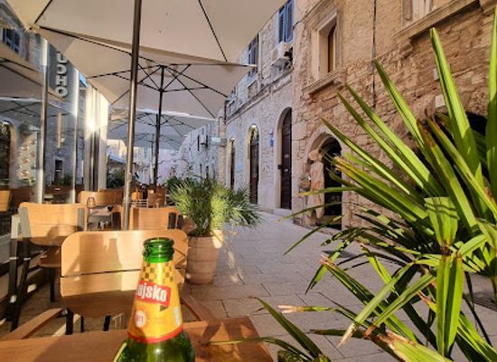 croatia/pula/restaurant/gaucho-steakhouse