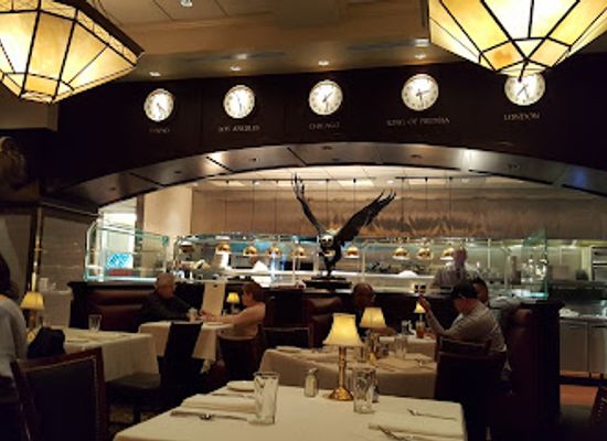 pennsylvania/great-valley/restaurant/the-capital-grille